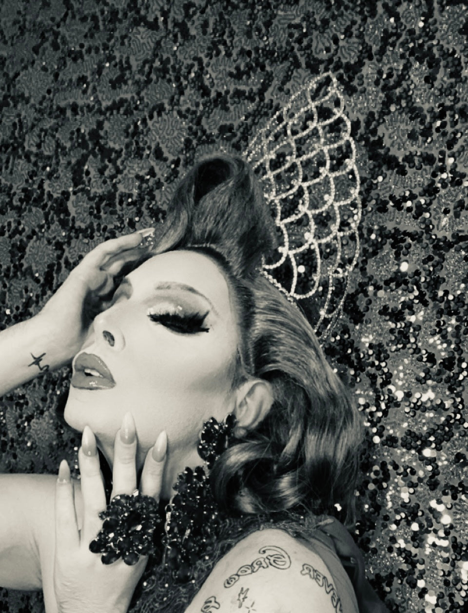 Book a Drag Queen in Memphis, TN