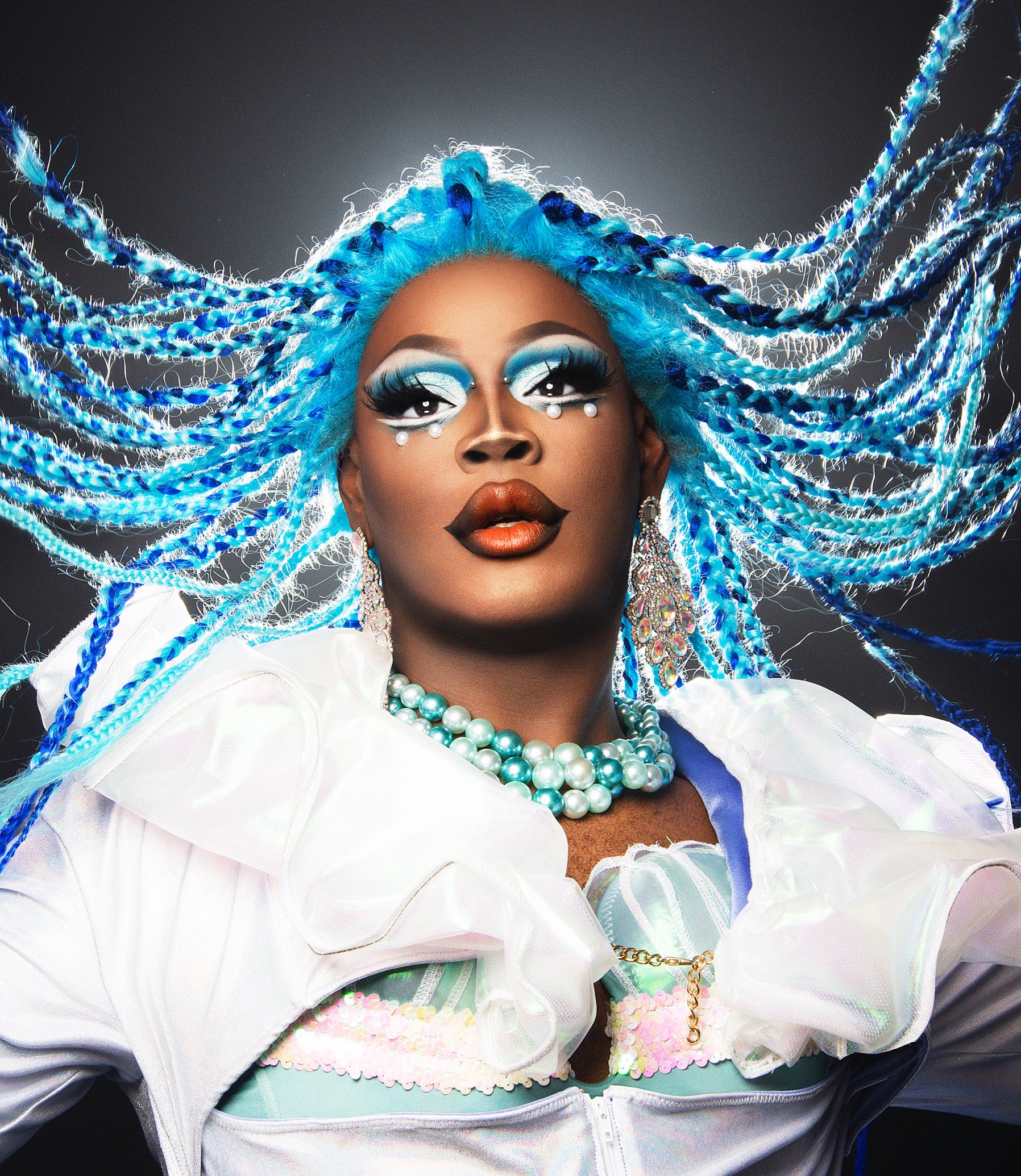 Book a Drag Queen for an online event